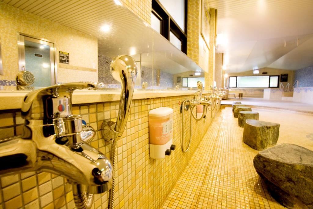 Chat Hot Spring Resort Keelung Eksteriør bilde