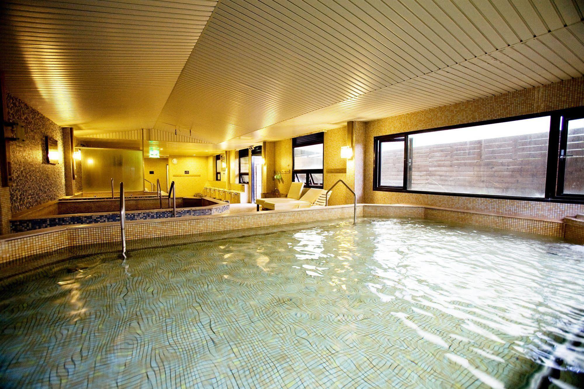 Chat Hot Spring Resort Keelung Eksteriør bilde