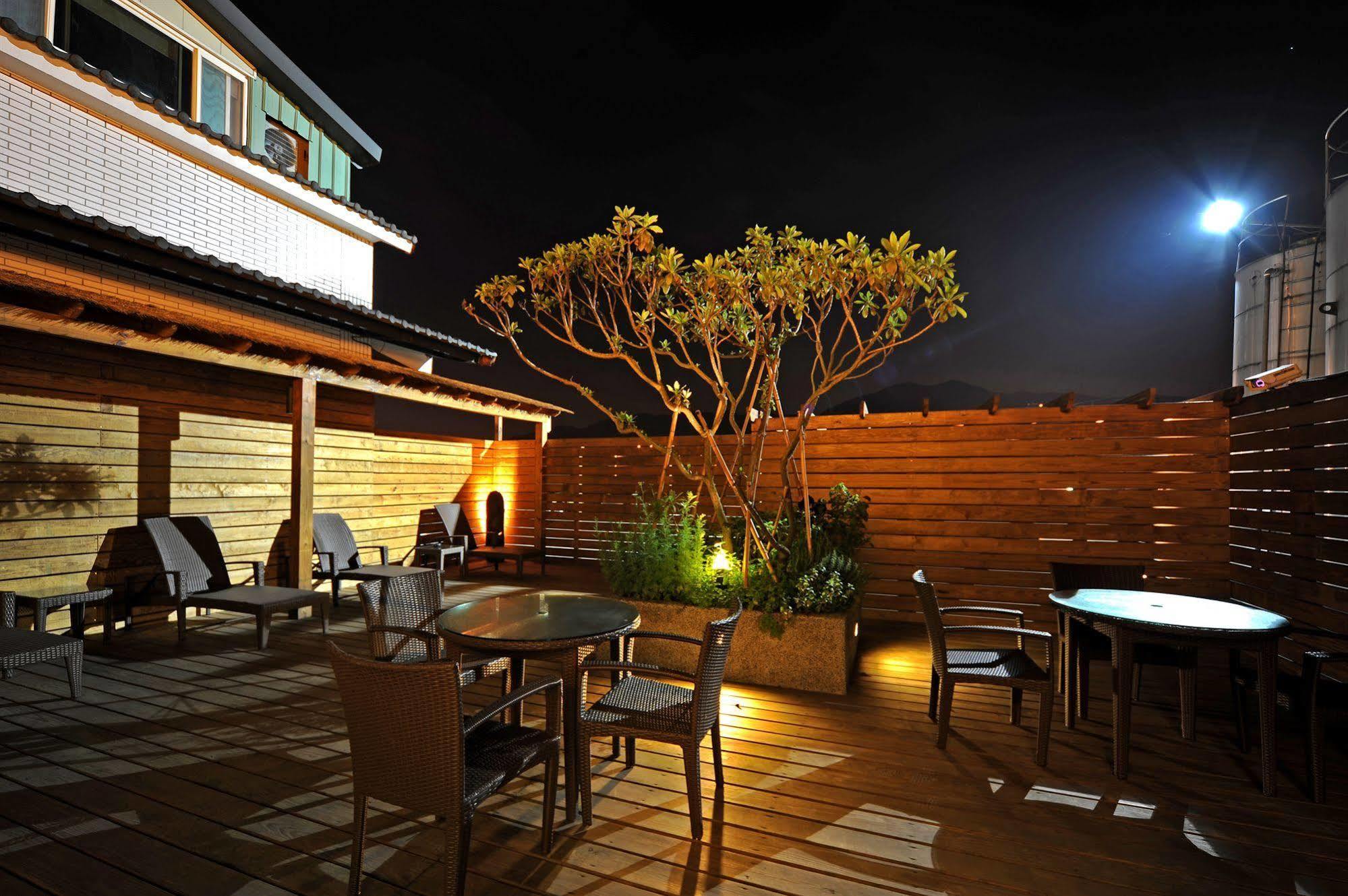Chat Hot Spring Resort Keelung Eksteriør bilde